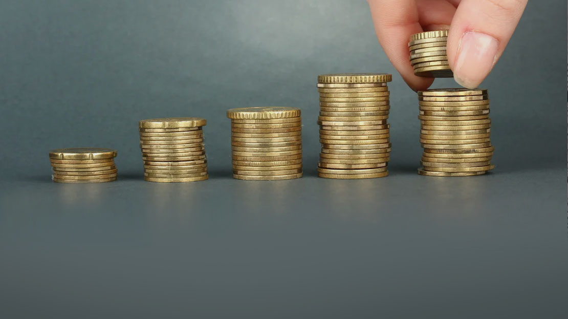 S.N. Lazarev on Money